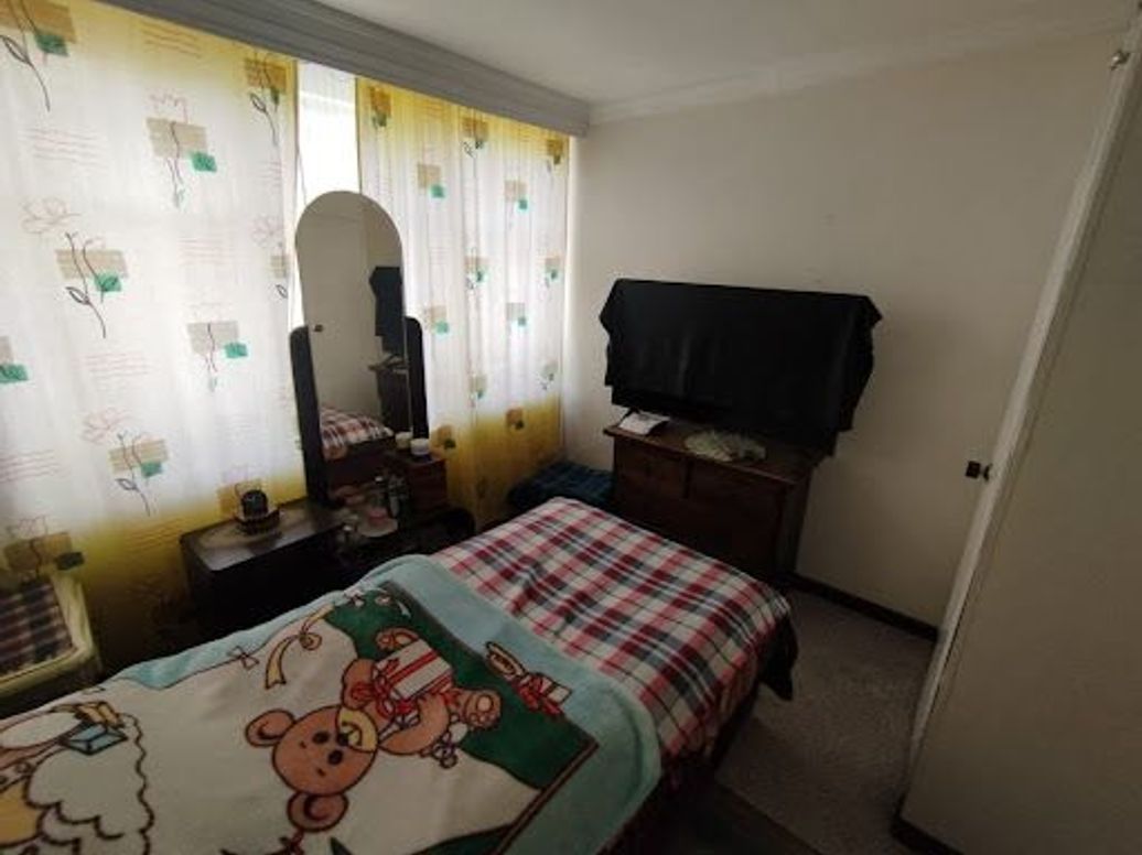 Casa de 4 alcobas en venta en La Soledad, Bogotá, 196 m² · foto 9 de 20
