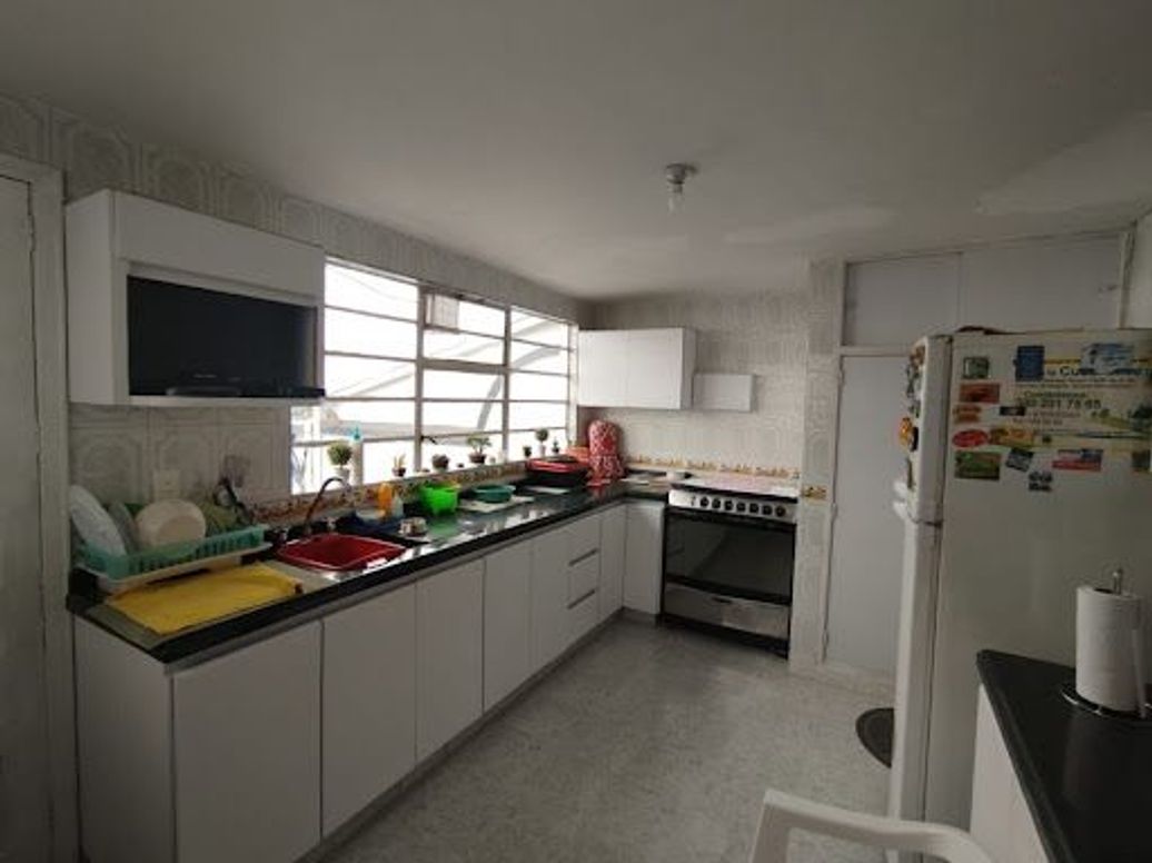 Casa de 4 alcobas en venta en La Soledad, Bogotá, 196 m² · foto 6 de 20