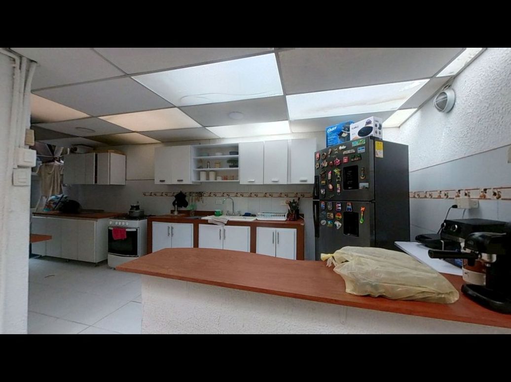 Casa de 4 alcobas en venta en Las Ferias, Bogotá, 157 m² · foto 4 de 20