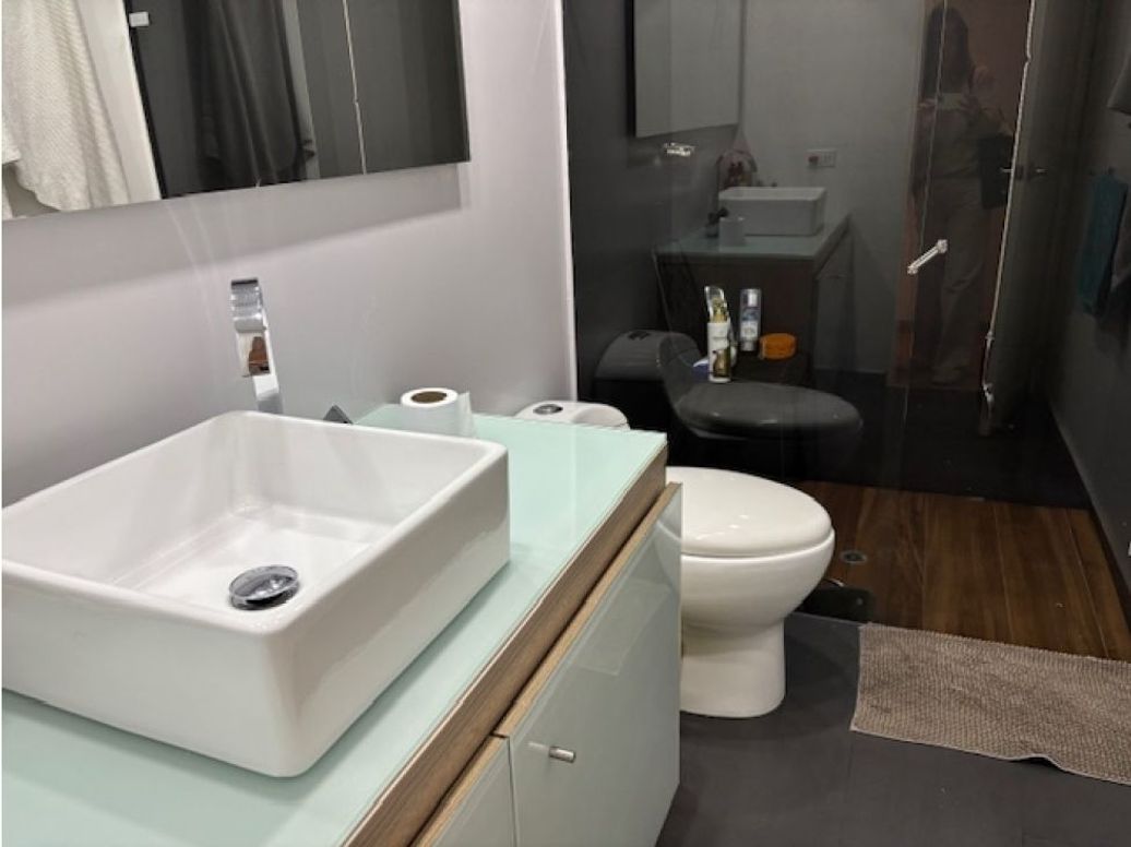 Casa de 3 alcobas en venta en Chicó Navarra, Bogotá, 230 m² · foto 10 de 13