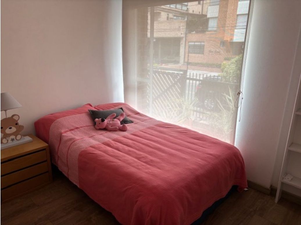 Casa de 3 alcobas en venta en Chicó Navarra, Bogotá, 230 m² · foto 12 de 13