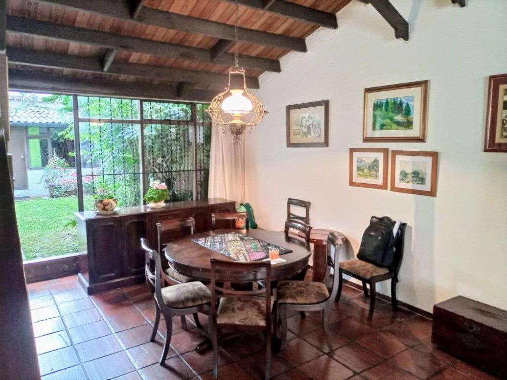Casa de 5 alcobas en venta en Niza Norte, Bogotá, 295 m² · foto 5 de 20