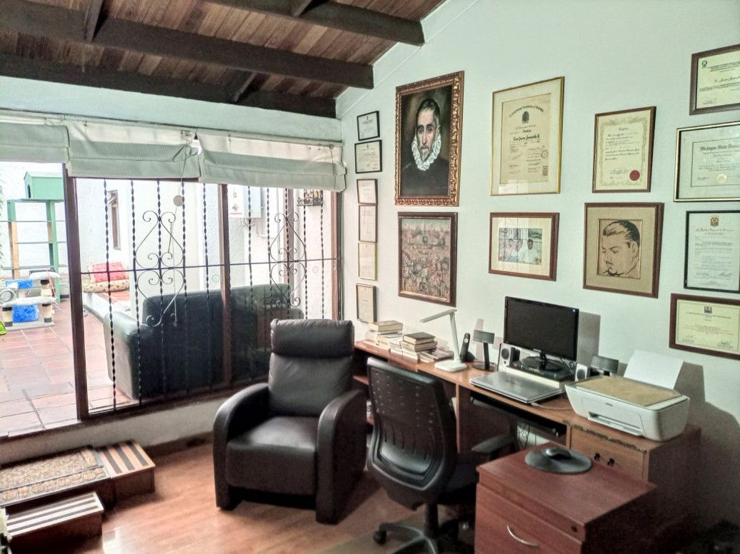Casa de 5 alcobas en venta en Niza Norte, Bogotá, 295 m² · foto 10 de 20