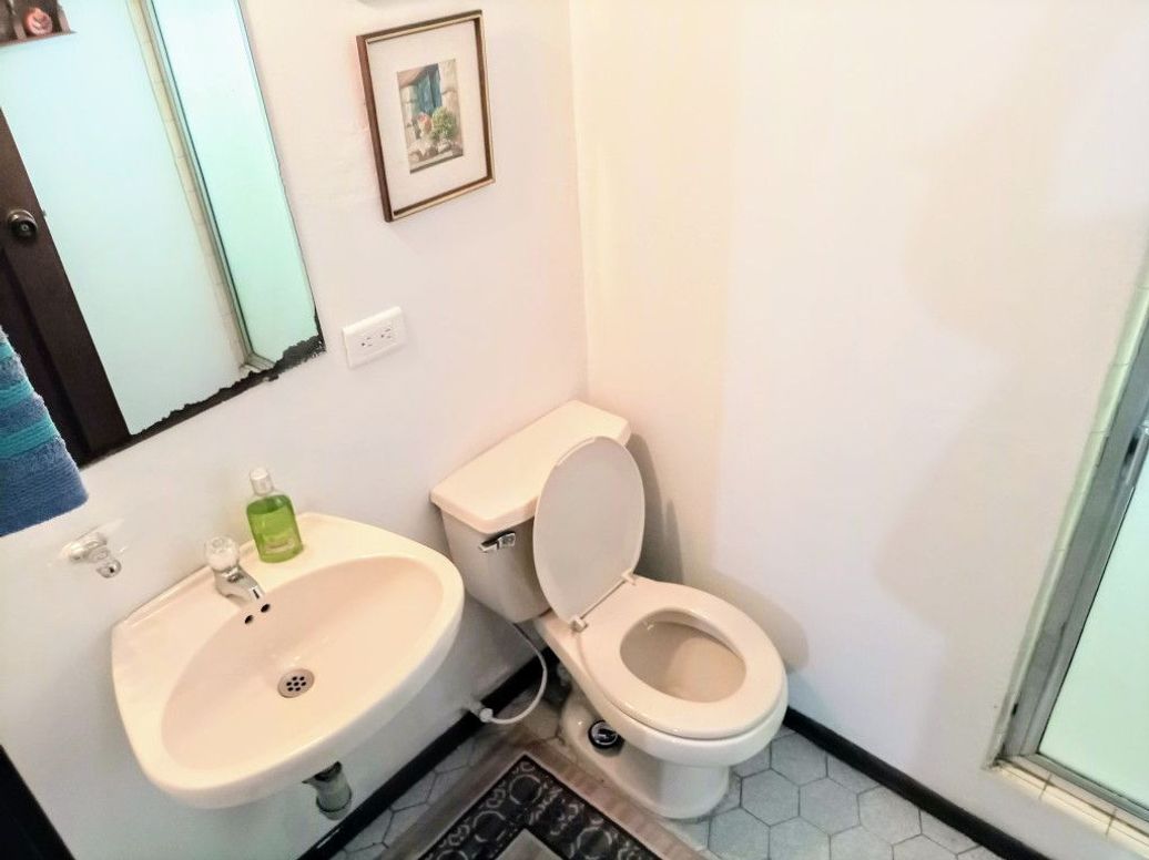 Casa de 5 alcobas en venta en Niza Norte, Bogotá, 295 m² · foto 17 de 20