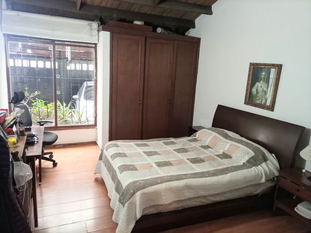 Casa de 5 alcobas en venta en Niza Norte, Bogotá, 295 m² · foto 7 de 20