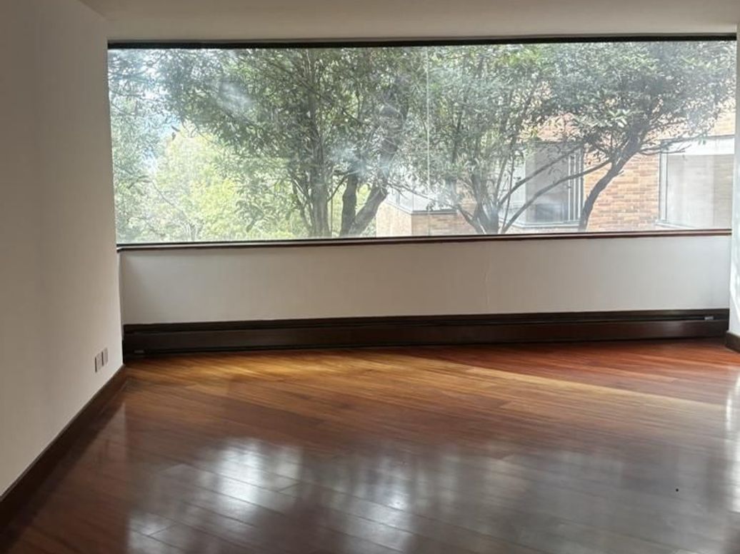 Apartamento de 3 alcobas en venta en Suba Naranjos, Bogotá, 330 m² · foto 2 de 20