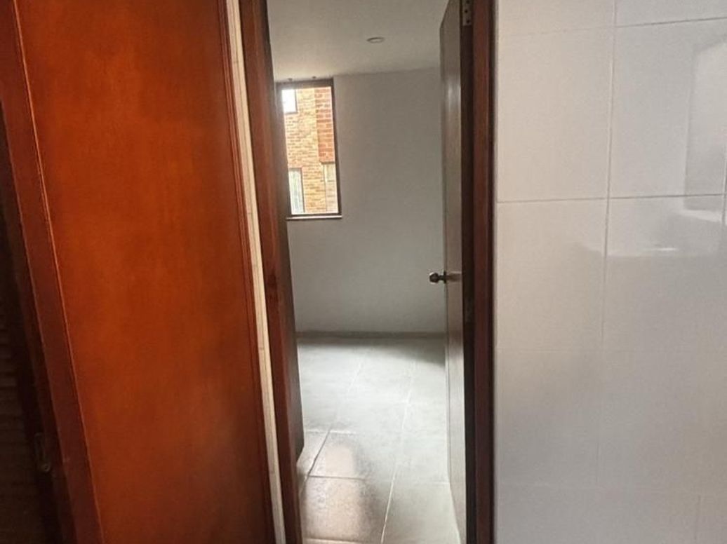 Apartamento de 3 alcobas en venta en Suba Naranjos, Bogotá, 330 m² · foto 10 de 20