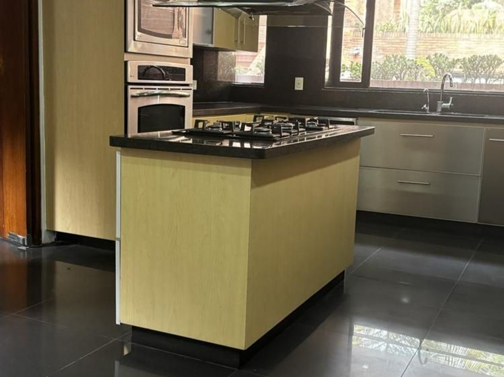 Apartamento de 3 alcobas en venta en Suba Naranjos, Bogotá, 330 m² · foto 7 de 20