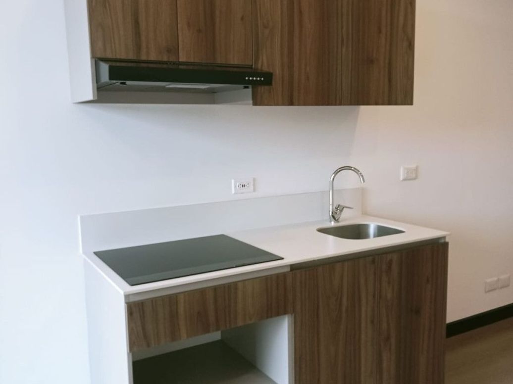 Apartaestudio en venta en Nuevo Contry, Bogotá, 33 m² · foto 3 de 20