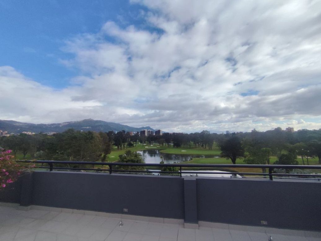 Apartaestudio en venta en Nuevo Contry, Bogotá, 41 m² · foto 5 de 18