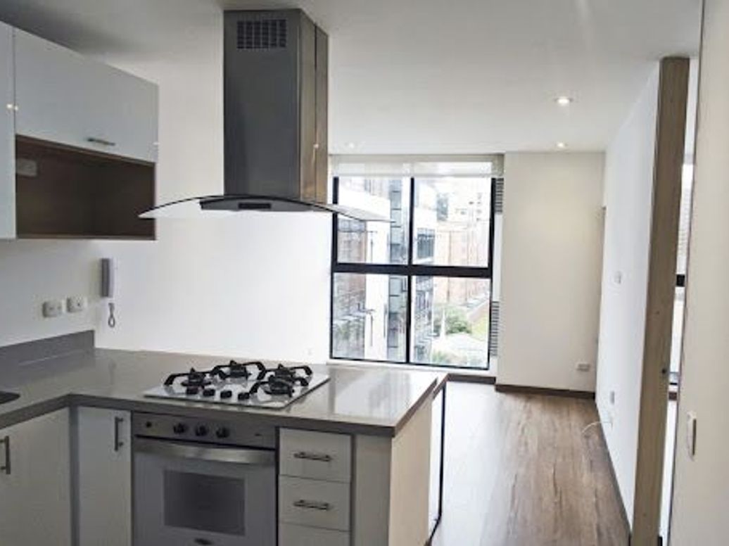 Apartamento de 1 alcoba en venta en Los Cedros, Bogotá, 43 m² · foto 3 de 20