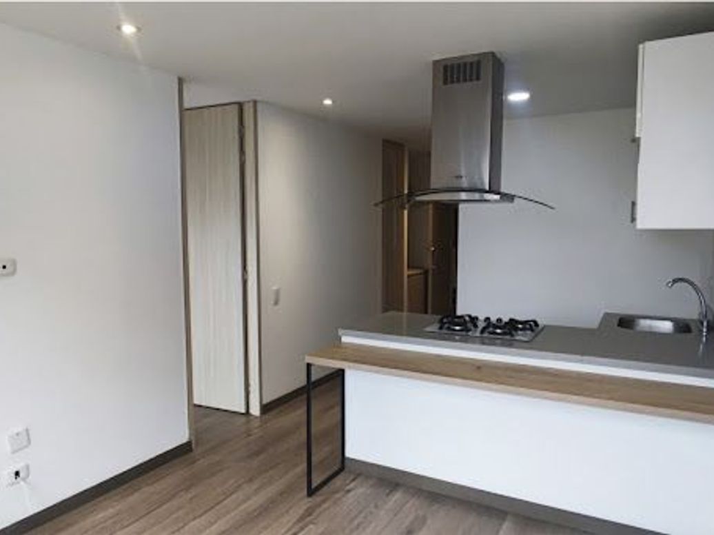 Apartamento de 1 alcoba en venta en Los Cedros, Bogotá, 43 m² · foto 4 de 20