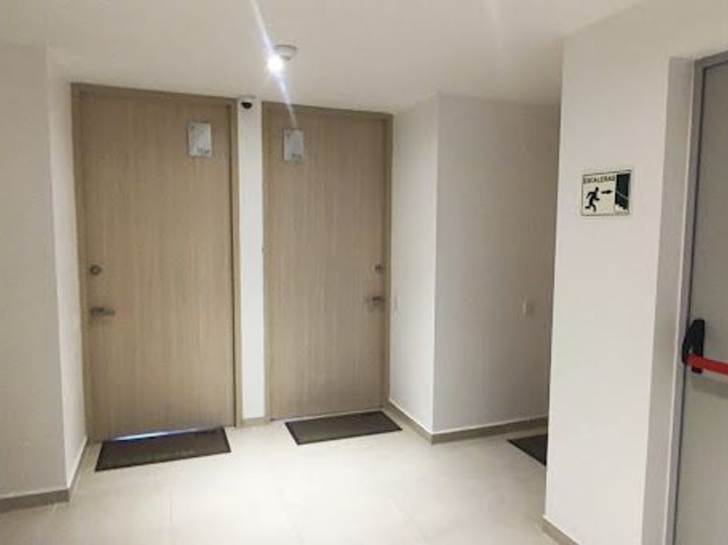 Apartamento de 1 alcoba en venta en Los Cedros, Bogotá, 43 m² · foto 18 de 20