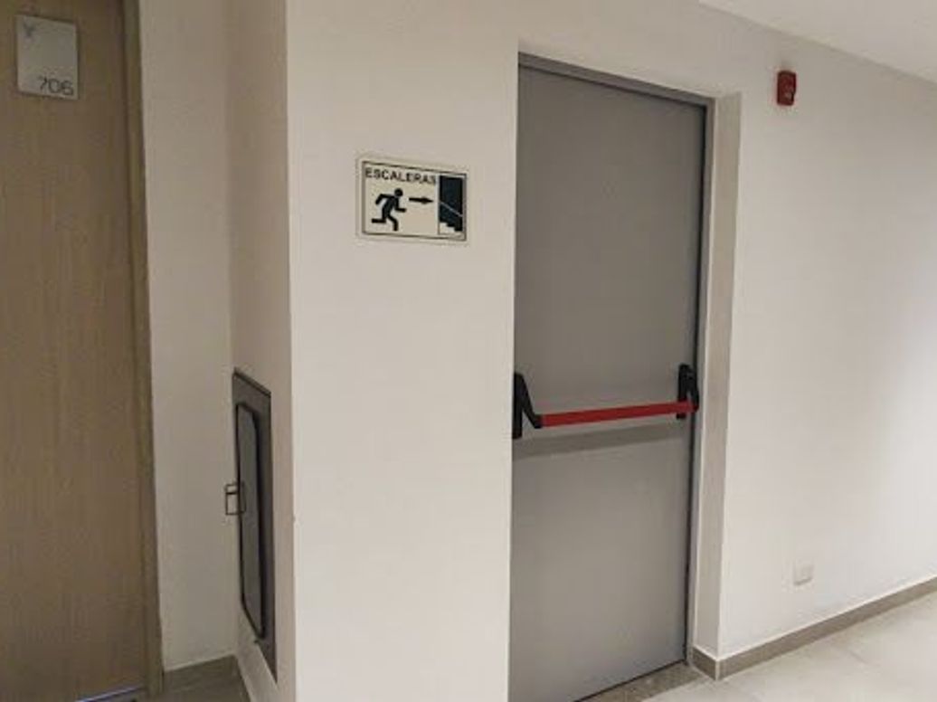 Apartamento de 1 alcoba en venta en Los Cedros, Bogotá, 43 m² · foto 19 de 20