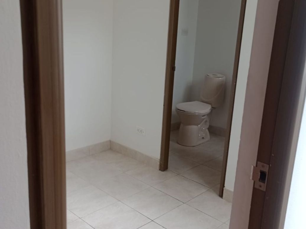 Apartamento de 3 alcobas en venta en El Dorado, Bogotá, 84 m² · foto 17 de 20