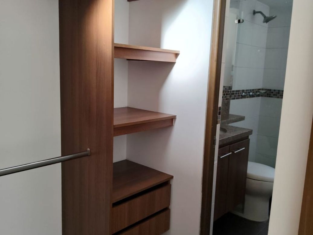 Apartamento de 3 alcobas en venta en El Dorado, Bogotá, 84 m² · foto 11 de 20