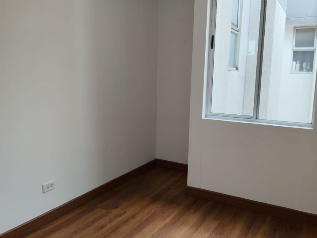 Apartamento de 3 alcobas en venta en El Dorado, Bogotá, 84 m² · foto 10 de 20