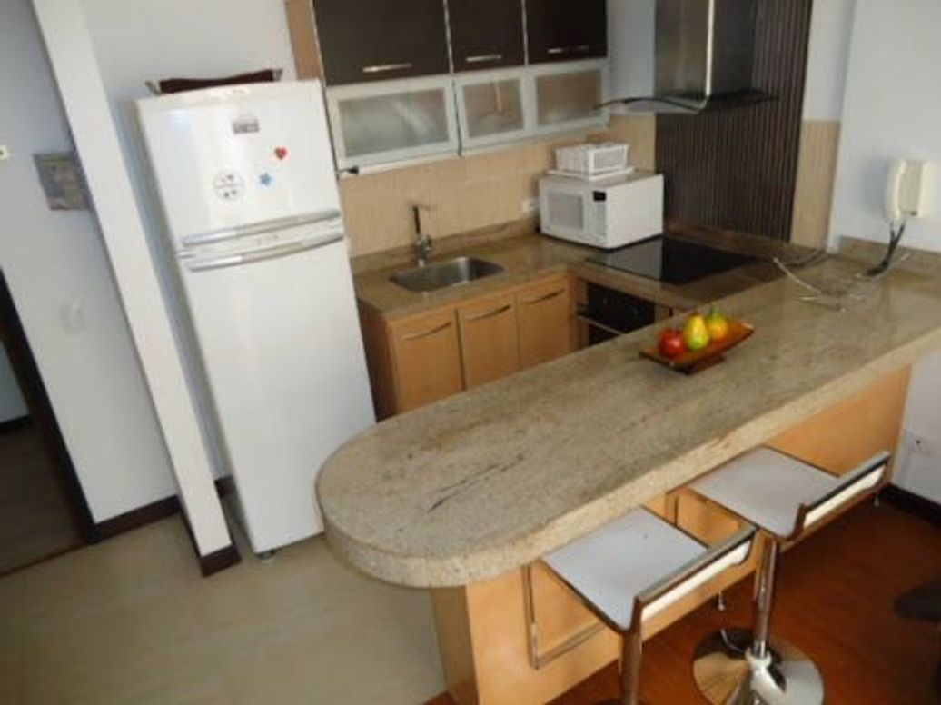 Apartaestudio en venta en Chicó Reservado, Bogotá, 44 m² · foto 3 de 7