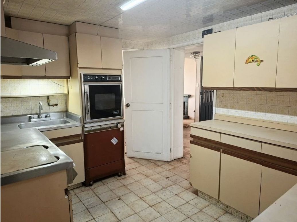 Casa de 7 alcobas en venta en Lisboa, Bogotá, 525 m² · foto 6 de 16