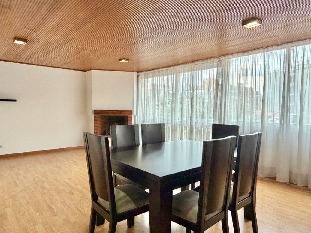 Apartamento de 3 alcobas en venta en Rincon Del Chicó, Bogotá, 112 m² · foto 2 de 13