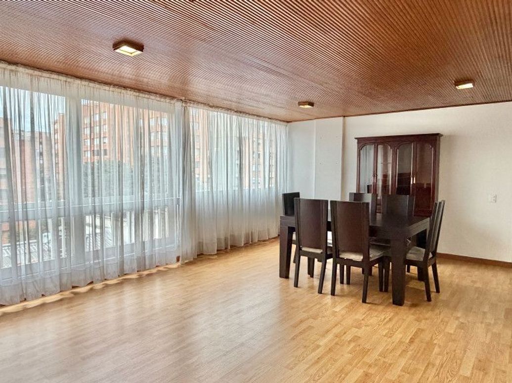 Apartamento de 3 alcobas en venta en Rincon Del Chicó, Bogotá, 112 m² · foto 3 de 13