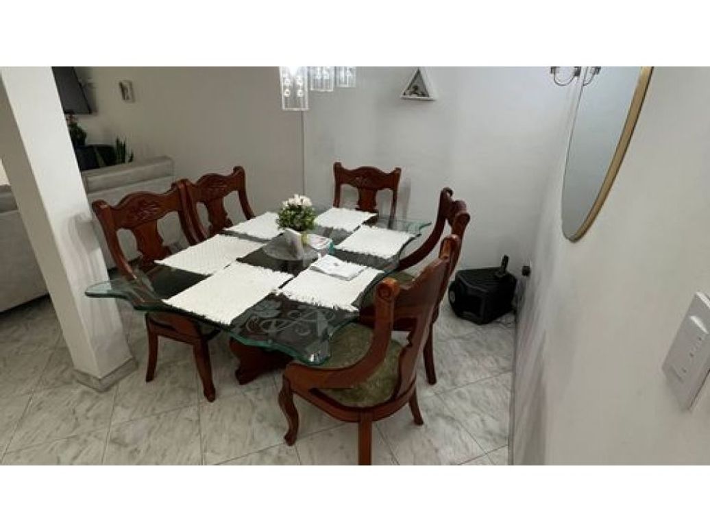 Casa de 4 alcobas en venta en Carimagua I Sector, Bogotá, 94 m² · foto 2 de 17