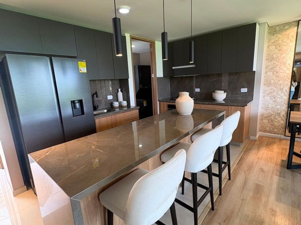 Apartamento de 3 alcobas en venta en San Jose De Usaquen, Bogotá, 144 m² · foto 5 de 15