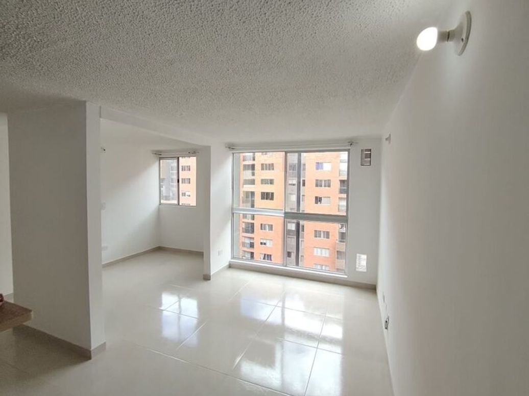 Apartamento de 3 alcobas en venta en H.B., Bogotá, 45 m² · foto 3 de 20