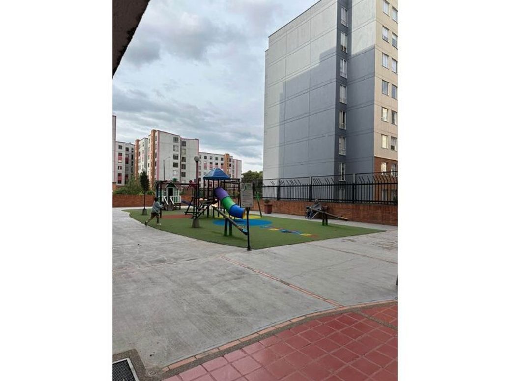Apartamento de 3 alcobas en venta en El Tintal A.S.D., Bogotá, 81 m² · foto 14 de 16