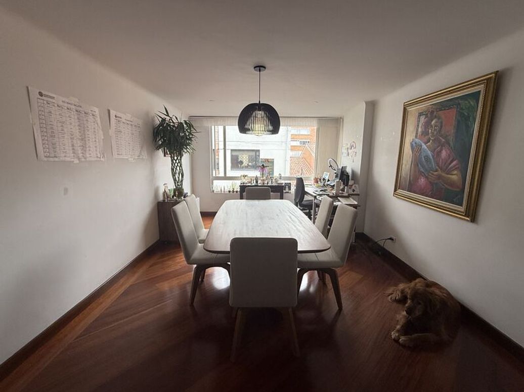 Apartamento de 3 alcobas en venta en Santa Barbara Central, Bogotá, 147 m² · foto 5 de 13