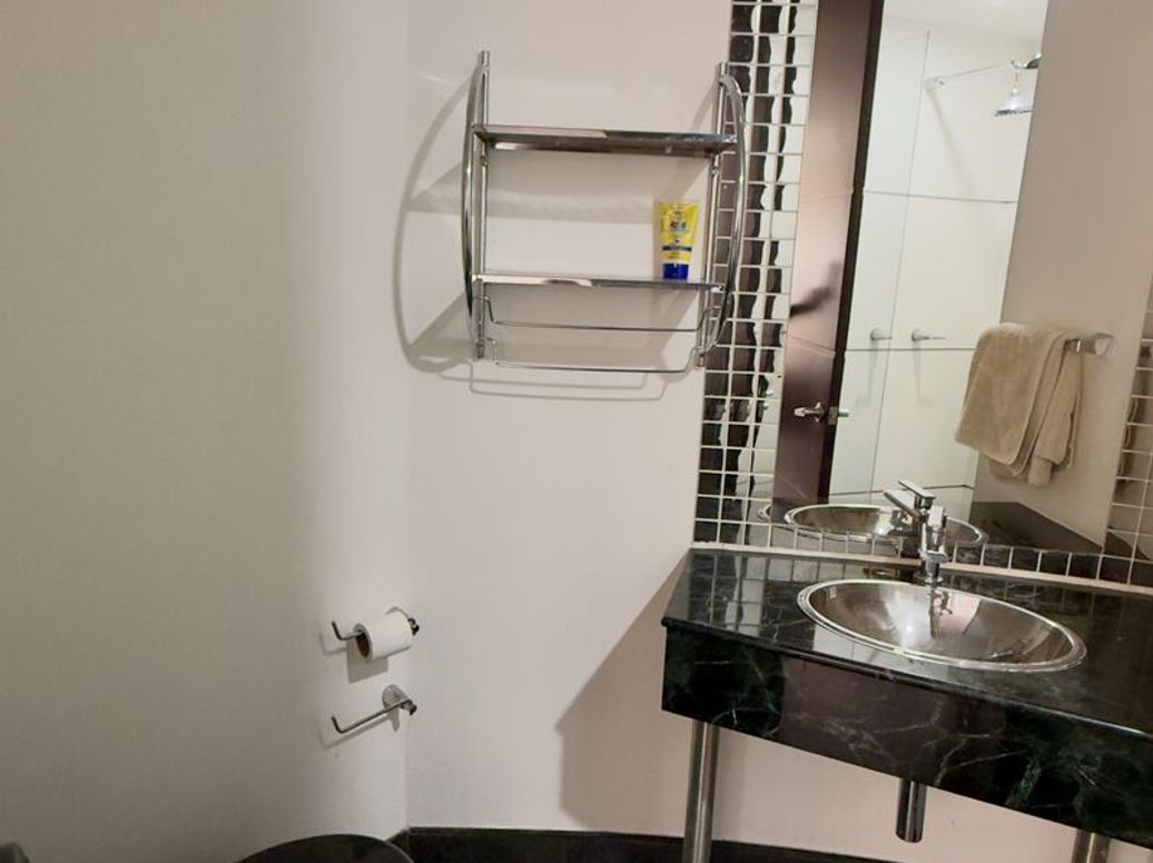 Apartamento de 2 alcobas en arriendo en La Carolina, Bogotá, 91 m² · foto 13 de 20