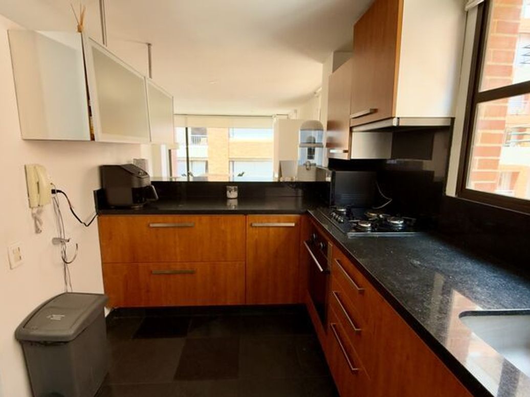 Apartamento de 2 alcobas en arriendo en La Carolina, Bogotá, 91 m² · foto 6 de 20