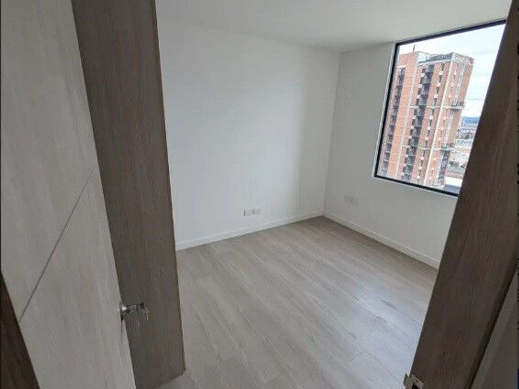 Apartamento de 3 alcobas en venta en Ciudad Salitre, Bogotá, 116 m² · foto 15 de 19