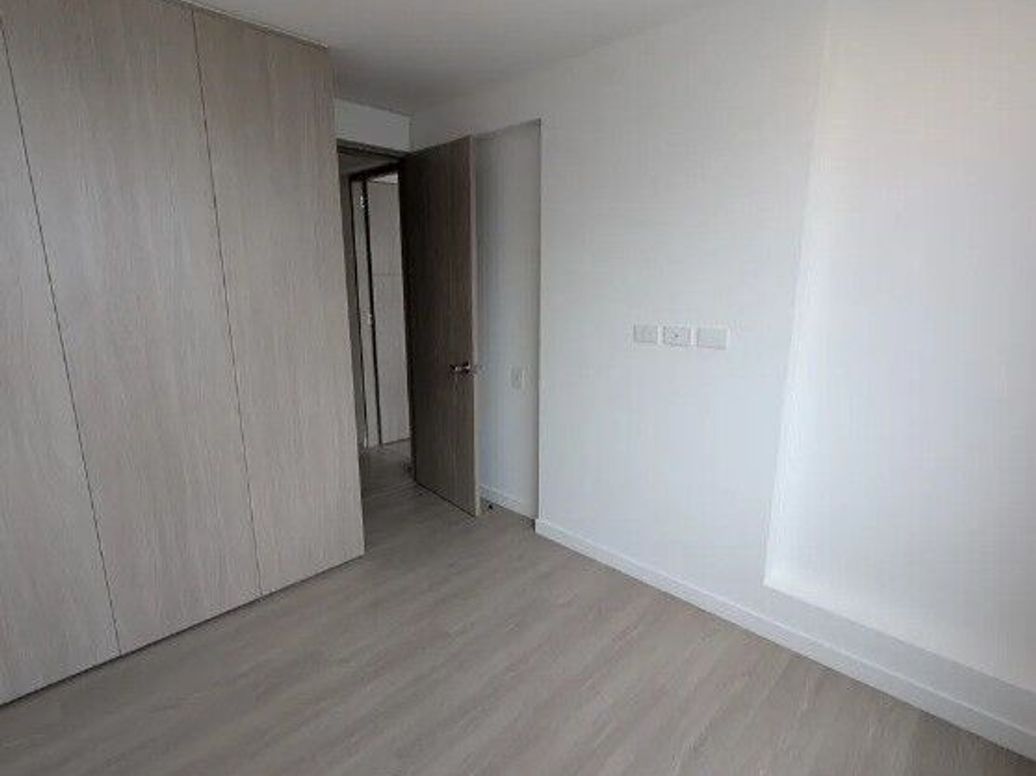 Apartamento de 3 alcobas en venta en Ciudad Salitre, Bogotá, 116 m² · foto 17 de 19
