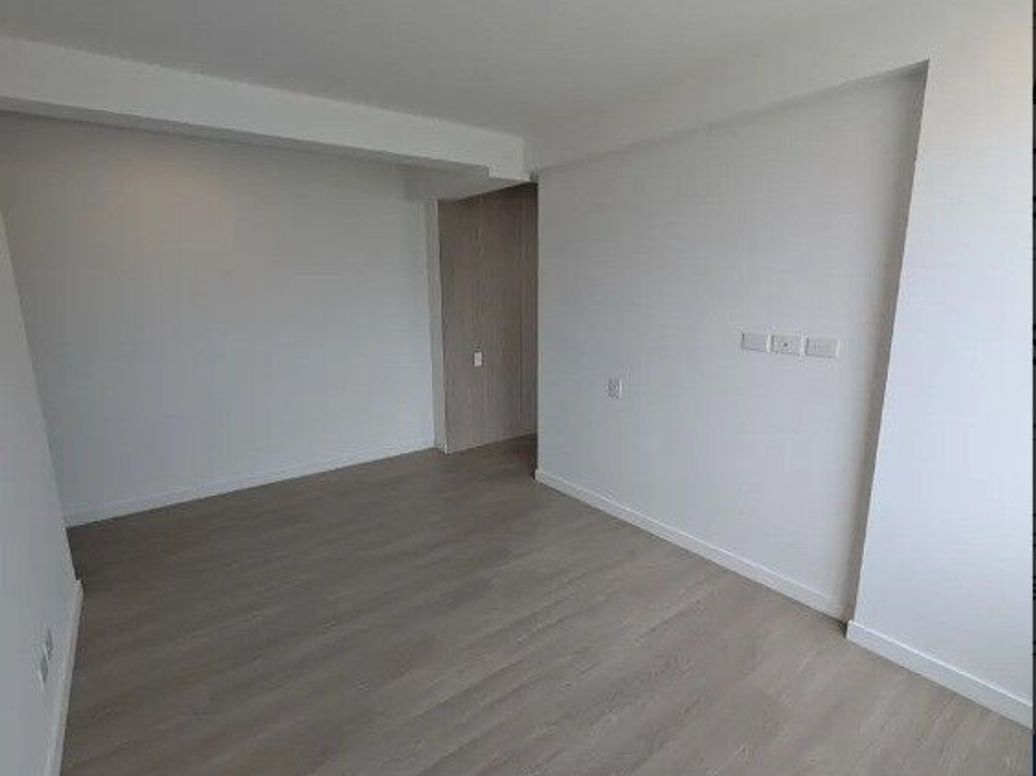 Apartamento de 3 alcobas en venta en Ciudad Salitre, Bogotá, 116 m² · foto 9 de 19