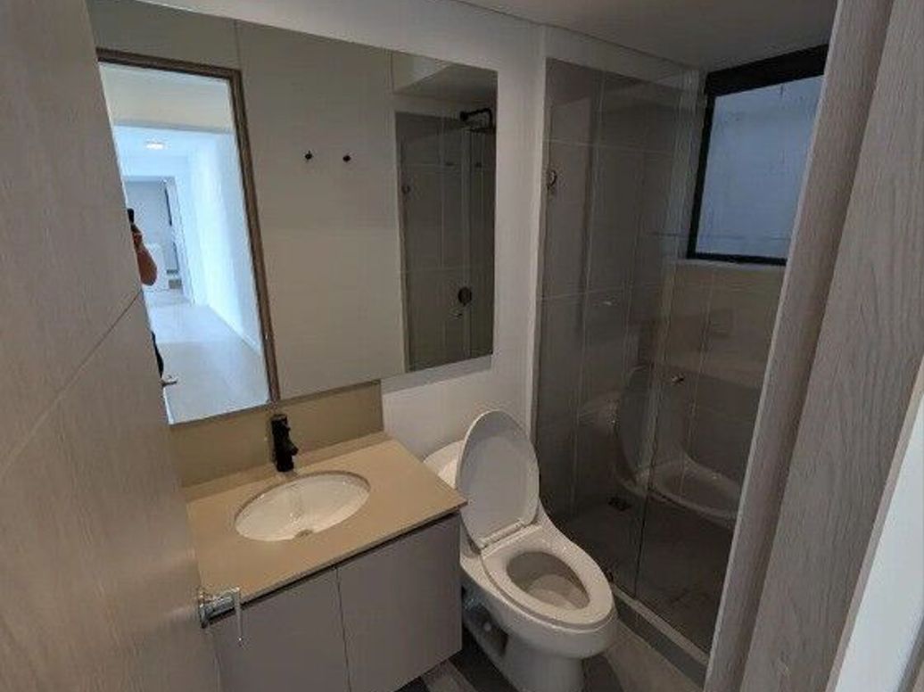 Apartamento de 3 alcobas en venta en Ciudad Salitre, Bogotá, 116 m² · foto 7 de 19