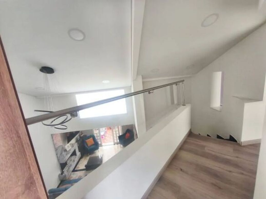 Casa de 4 alcobas en venta en San José De Bavaria, Bogotá, 350 m² · foto 10 de 20