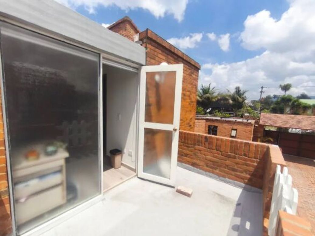 Casa de 4 alcobas en venta en San José De Bavaria, Bogotá, 350 m² · foto 11 de 20