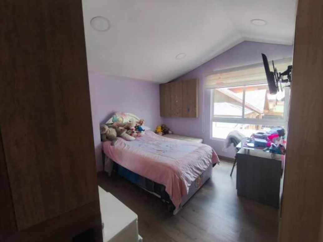 Casa de 4 alcobas en venta en San José De Bavaria, Bogotá, 350 m² · foto 12 de 20