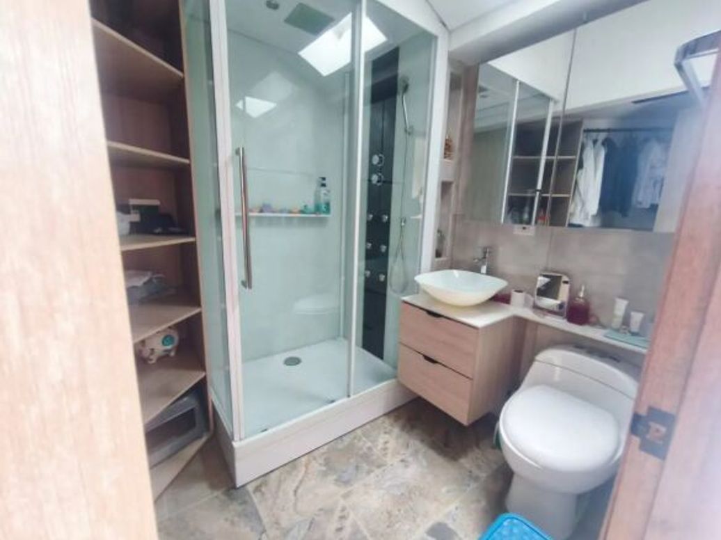 Casa de 4 alcobas en venta en San José De Bavaria, Bogotá, 350 m² · foto 19 de 20
