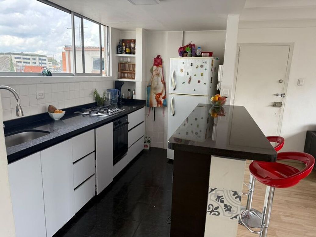 Apartamento de 2 alcobas en venta en La Castellana, Bogotá, 115 m² · foto 7 de 19