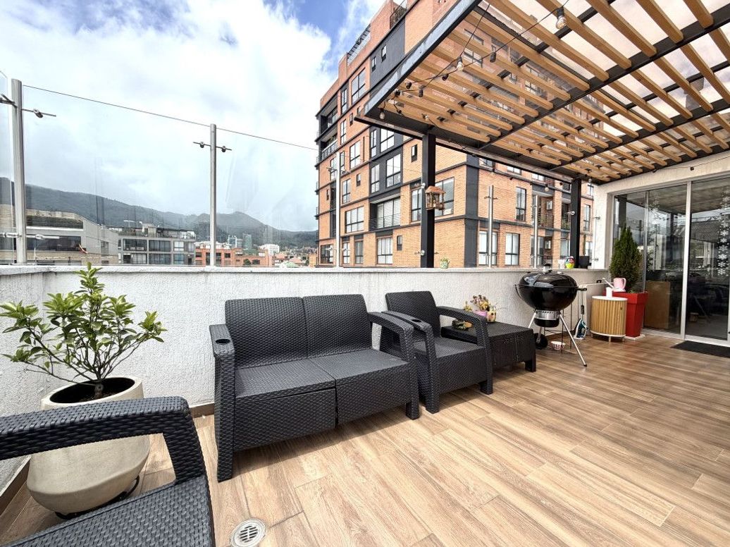 Apartamento de 4 alcobas en venta en Molinos Norte, Bogotá, 191 m² · foto 3 de 20
