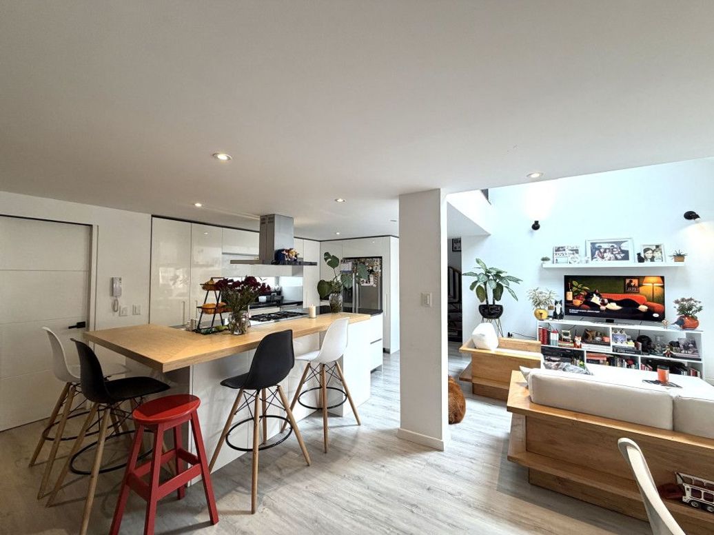 Apartamento de 4 alcobas en venta en Molinos Norte, Bogotá, 191 m² · foto 12 de 20