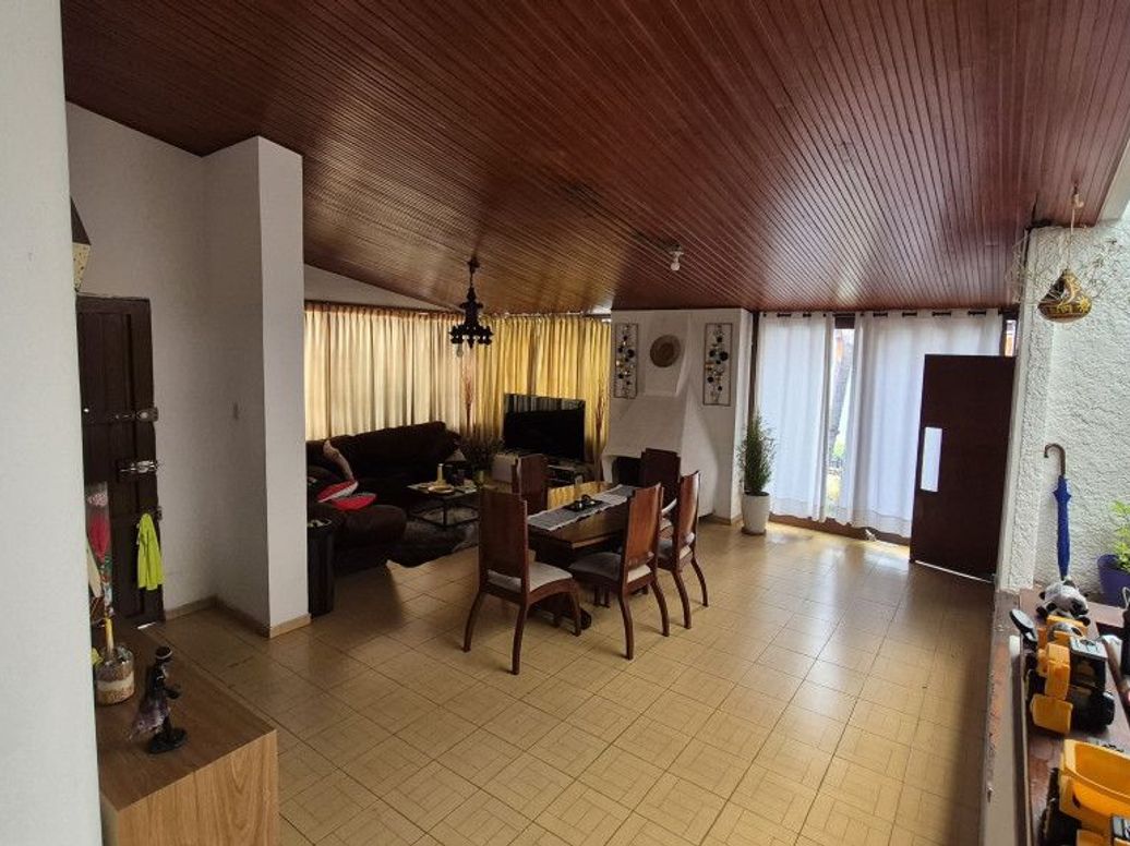 Casa de 5 alcobas en venta en Lisboa, Bogotá · foto 7 de 13