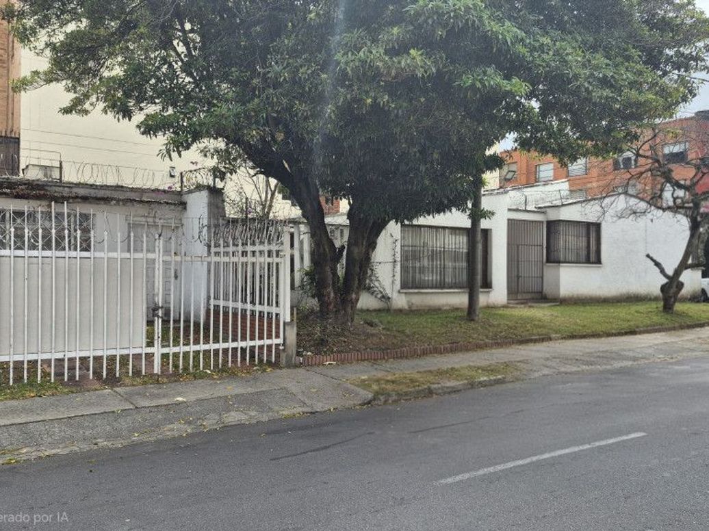 Casa de 5 alcobas en venta en Lisboa, Bogotá · foto 4 de 13