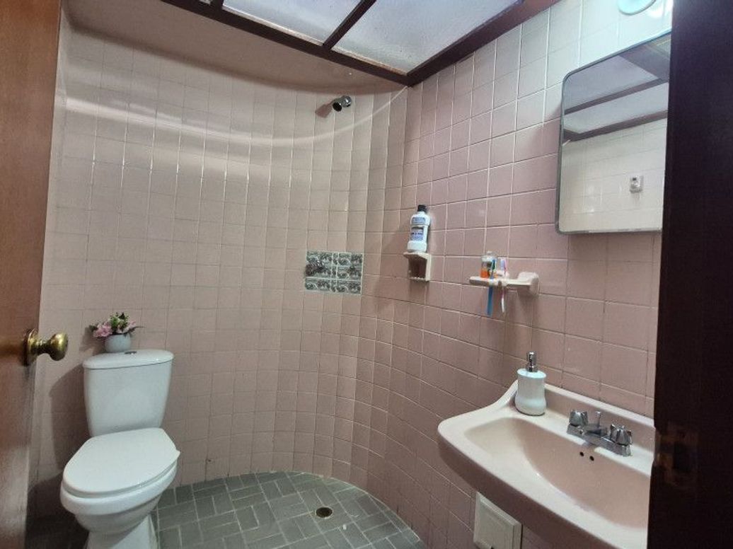 Casa de 5 alcobas en venta en Lisboa, Bogotá · foto 13 de 13