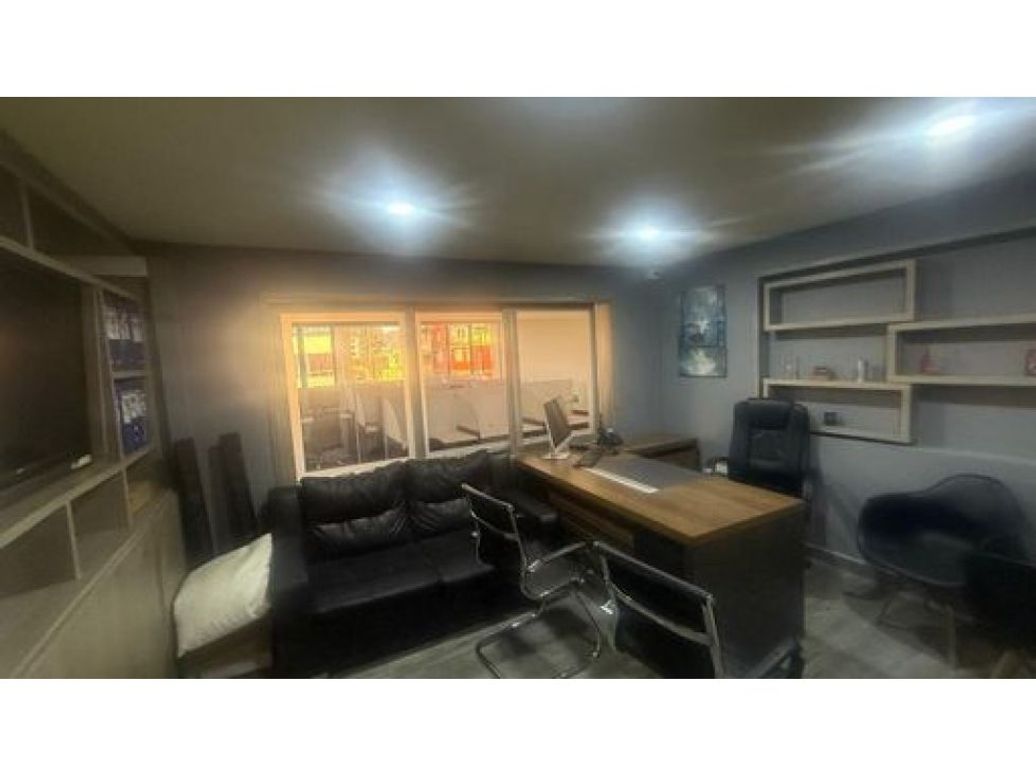 Casa de 10 alcobas en venta en Santa Isabel, Bogotá, 750 m² · foto 7 de 20