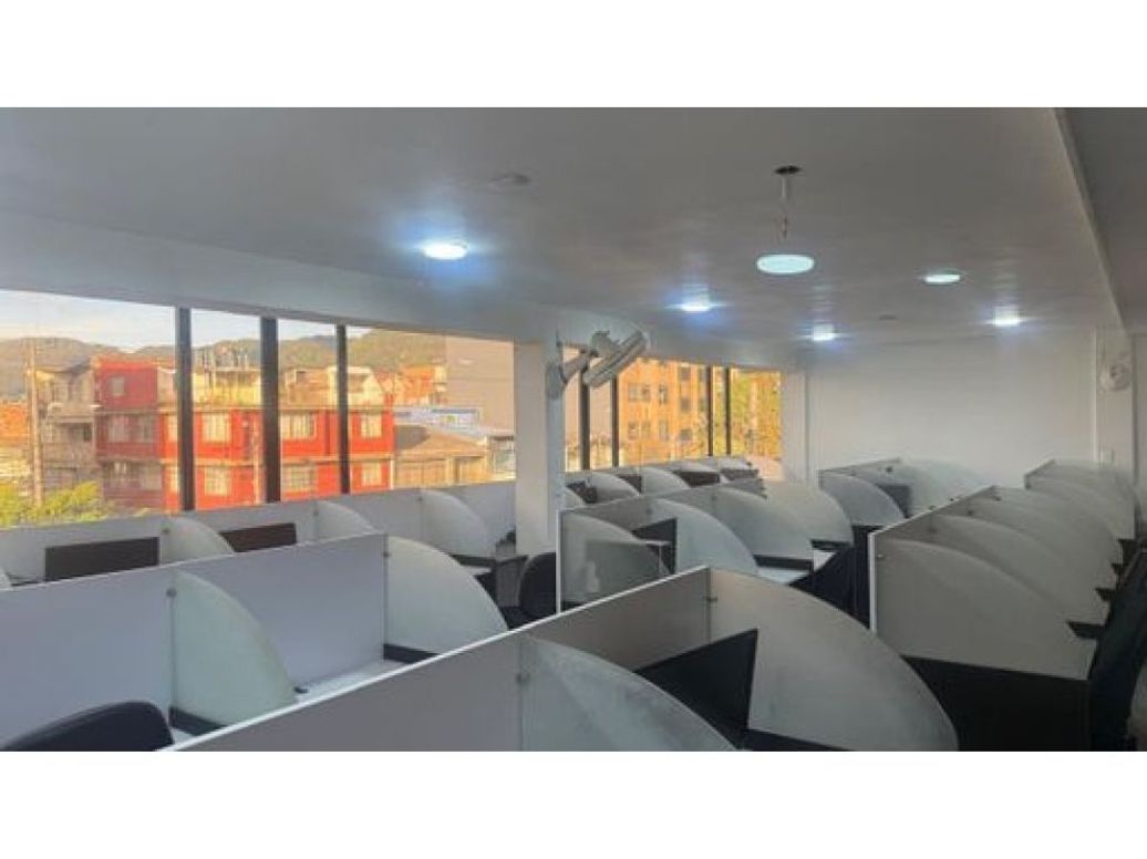 Casa de 10 alcobas en venta en Santa Isabel, Bogotá, 750 m² · foto 6 de 20
