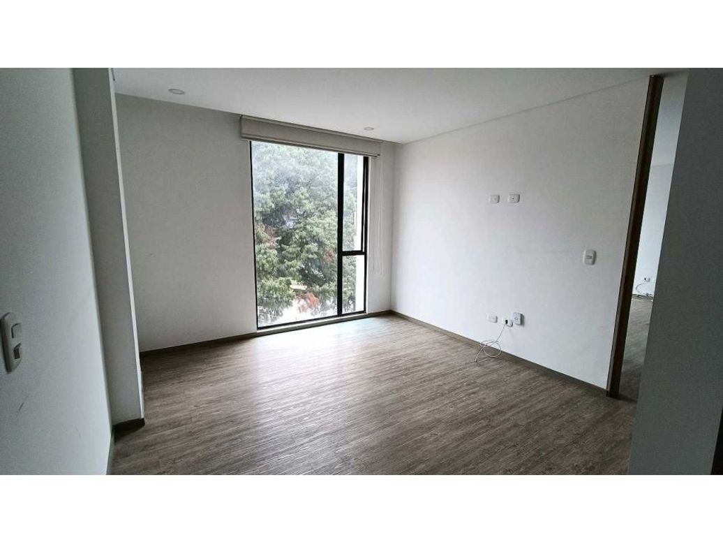 Apartamento de 2 alcobas en venta en Rincon Del Chicó, Bogotá, 89 m² · foto 10 de 13