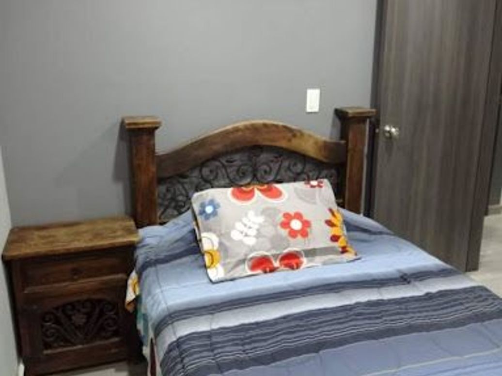 Casa de 9 alcobas en venta en Santa Margarita, Bogotá, 252 m² · foto 19 de 20